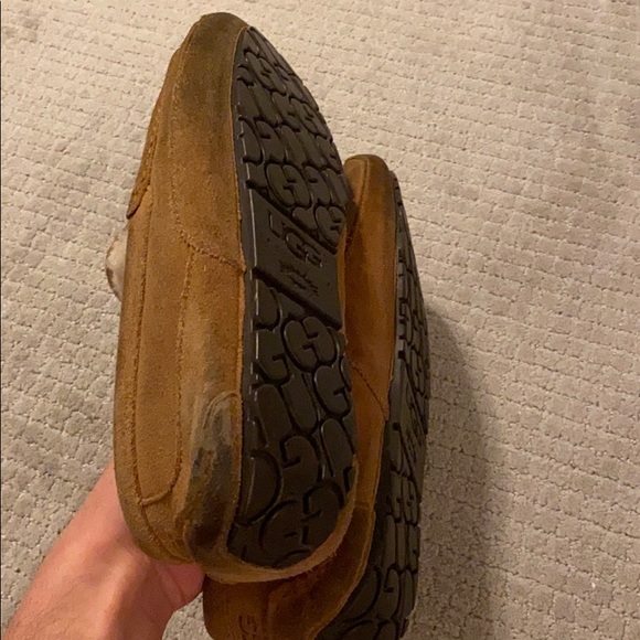 UGG slippers - Picture 2 of 3